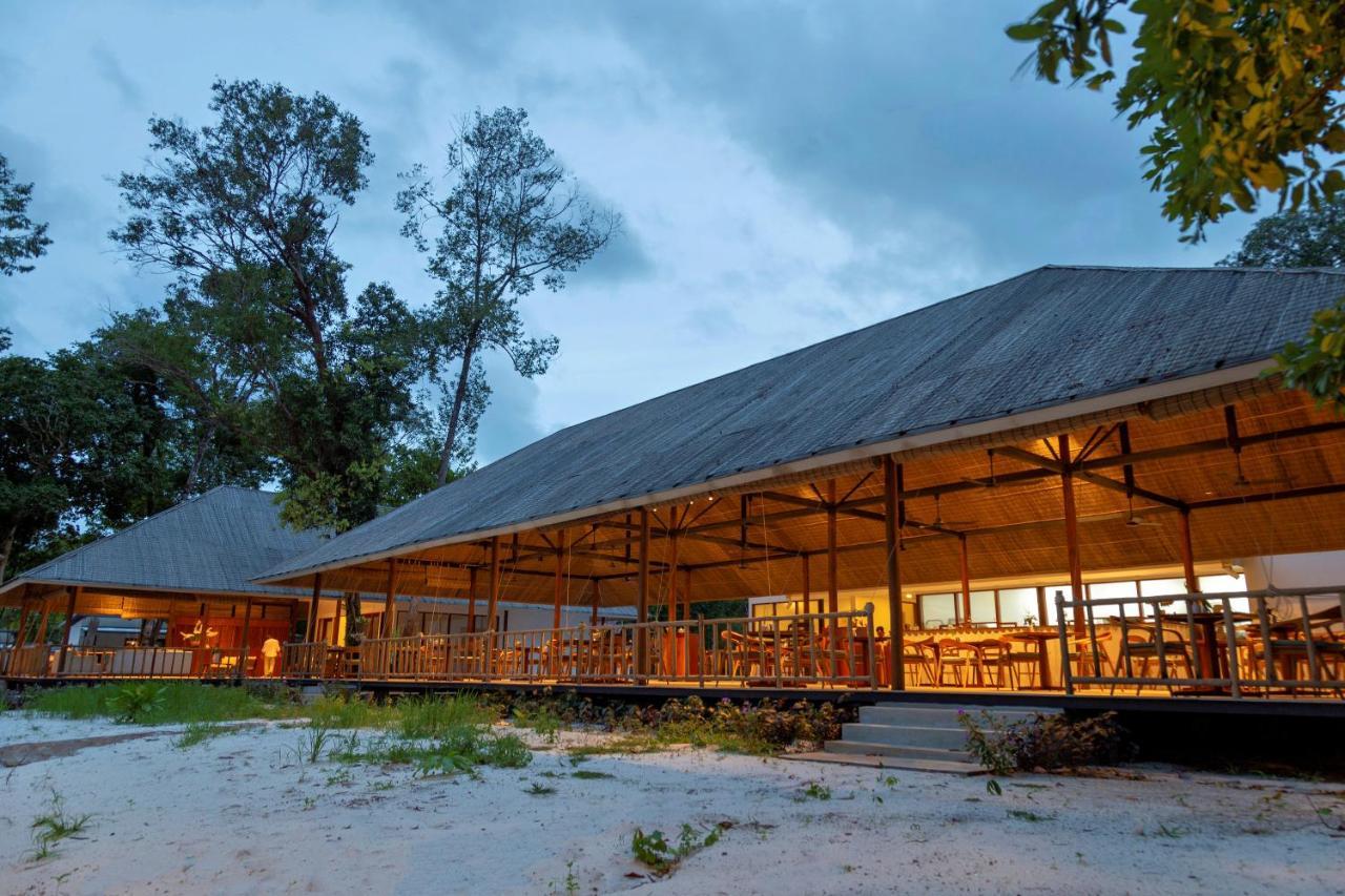 Island Center Point Otel Koh Rong Sanloem Dış mekan fotoğraf