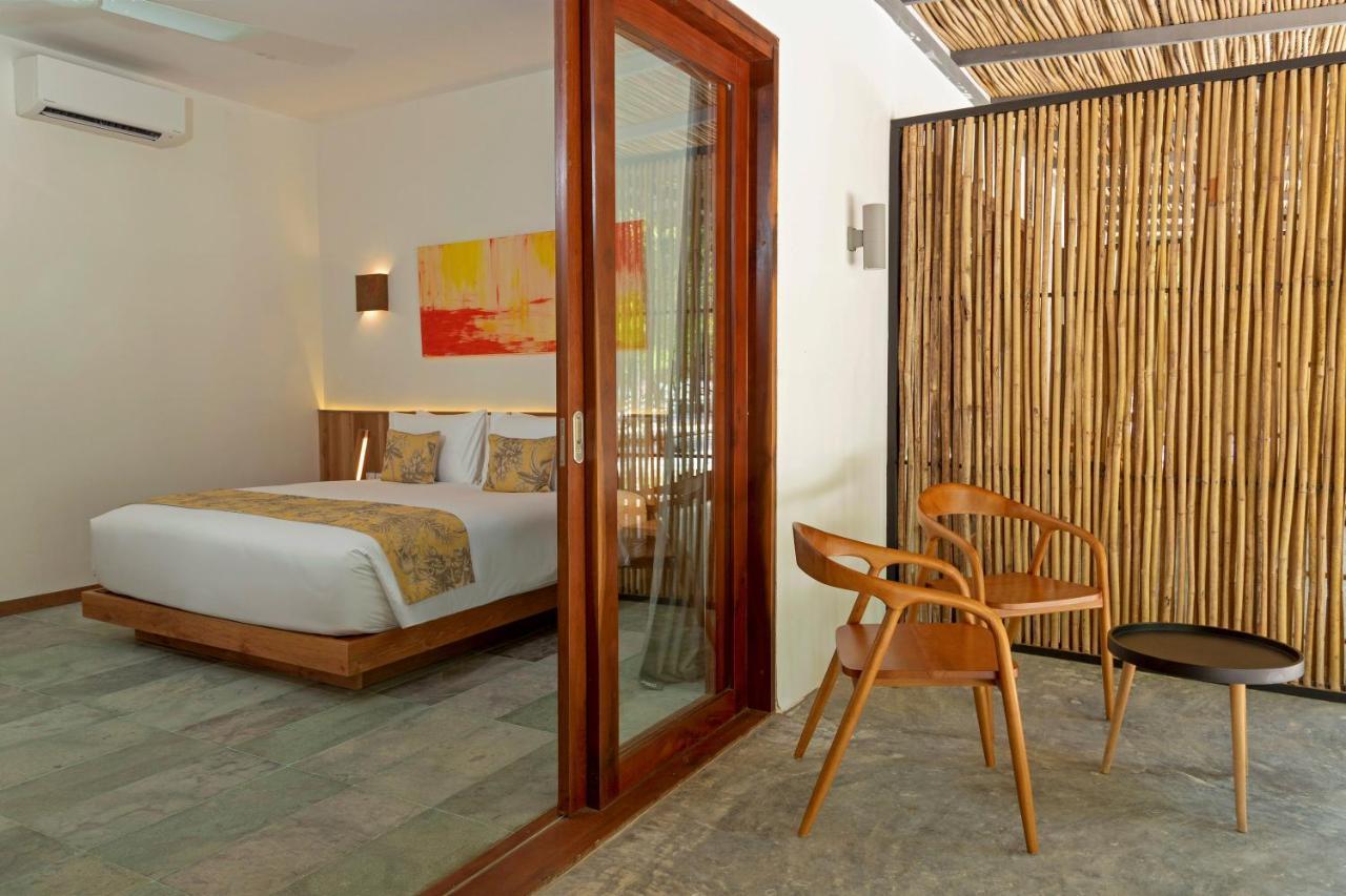 Island Center Point Otel Koh Rong Sanloem Dış mekan fotoğraf