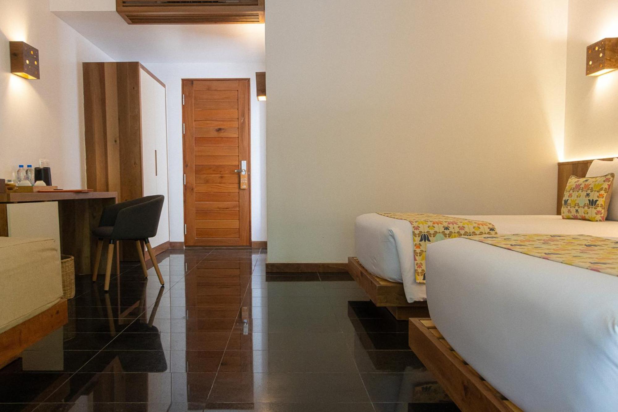 Island Center Point Otel Koh Rong Sanloem Dış mekan fotoğraf